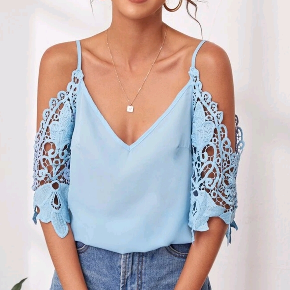 Cold shoulder lace sleeve top - Picture 2 of 8